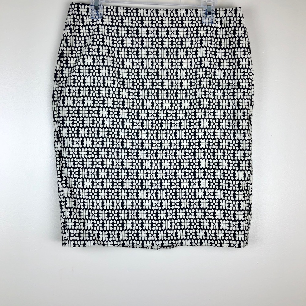 Banana Republic Factory Skirt Black Jacquard Print